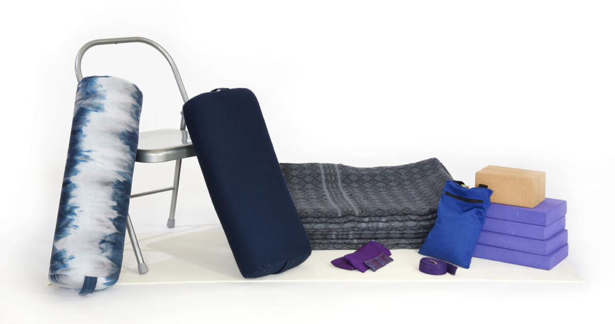 i-supporti Accessori essenziali per una pratica profonda di Restorative Yoga Terapeutico